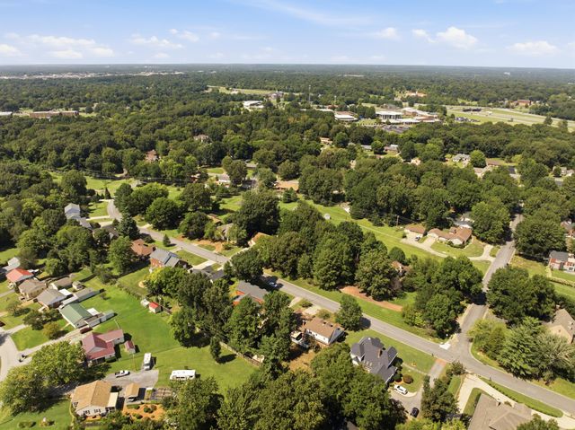 76 Martin Circle, Paducah, KY 42001