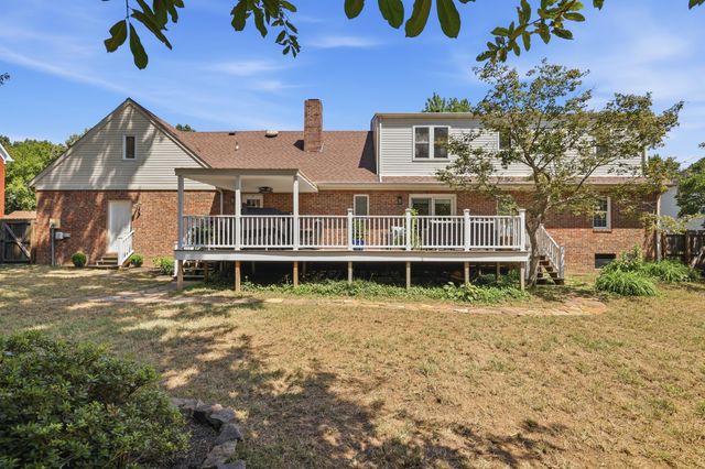 76 Martin Circle, Paducah, KY 42001