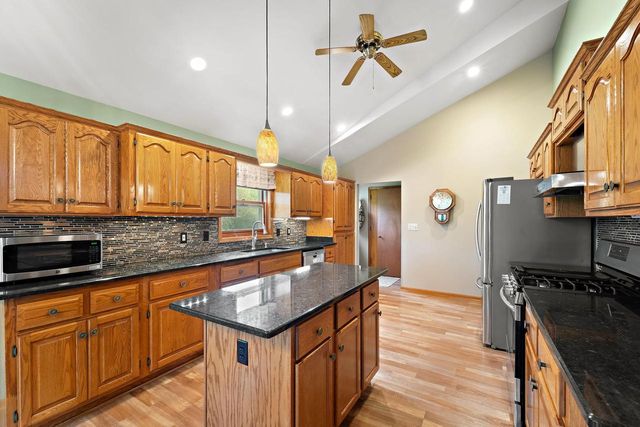 3180 124th STREET, Pleasant Prairie, WI 53158