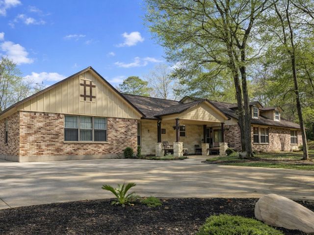 2004 Northshore Drive, Conroe, TX 77304