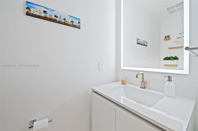 700 NE 24th 505, Miami, FL 33137