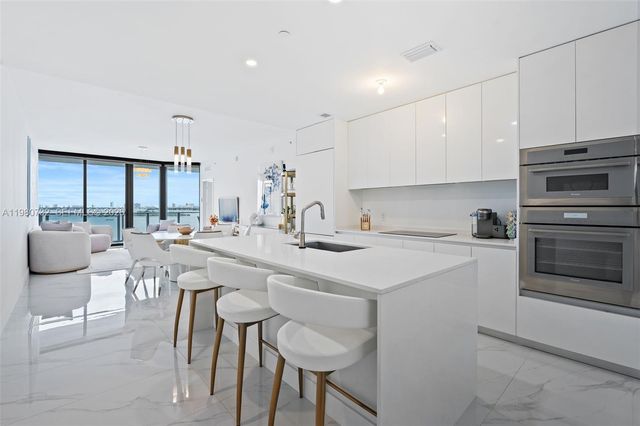 700 NE 24th 505, Miami, FL 33137