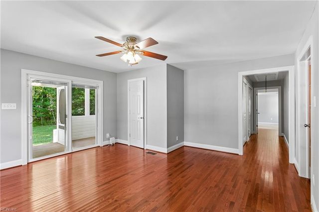 317 Browns LN, Yorktown, VA 23690