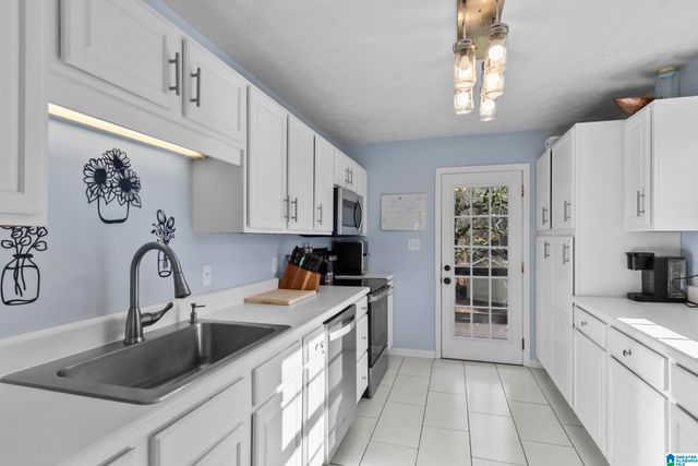 7030 HIGHWAY 30, Helena, AL 35080