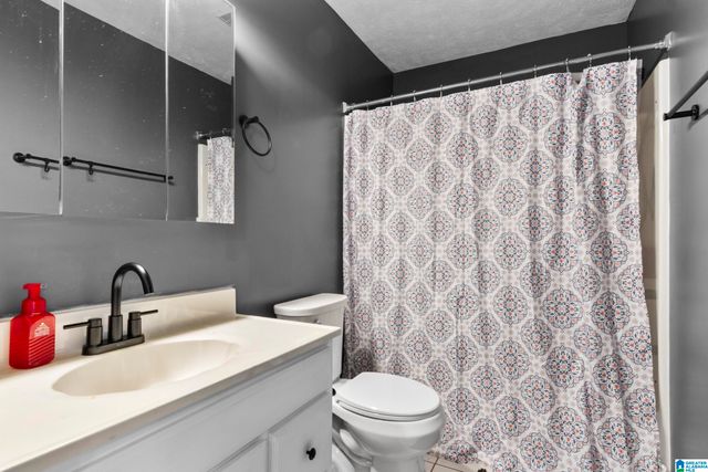 7030 HIGHWAY 30, Helena, AL 35080