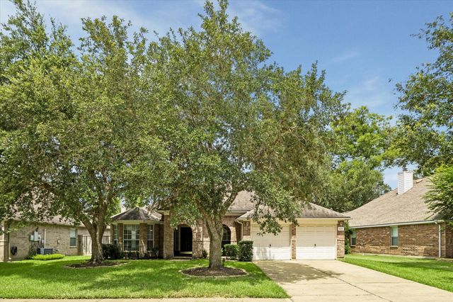 1314 Deerbrook Drive, Sugar Land, TX 77479