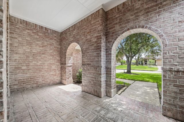 1314 Deerbrook Drive, Sugar Land, TX 77479