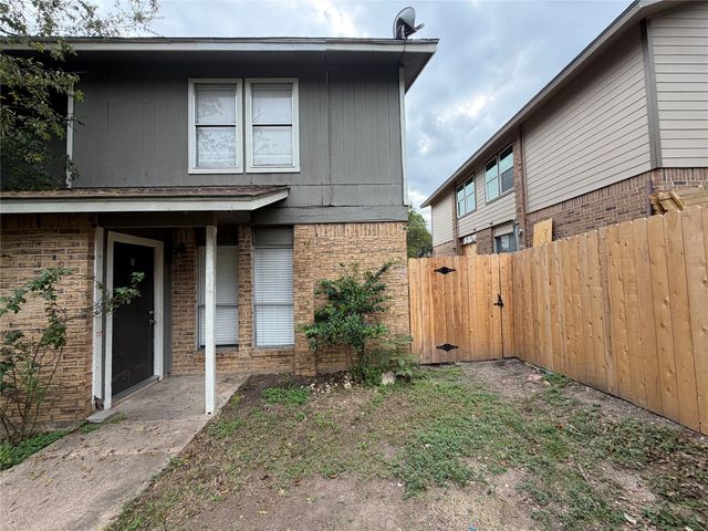 1210 Southport DR B, Austin, TX 78704