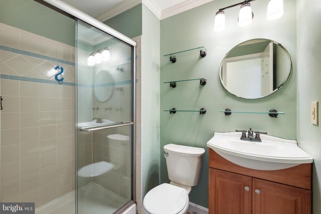 5704 MOSSROCK DR, North Bethesda, MD 20852