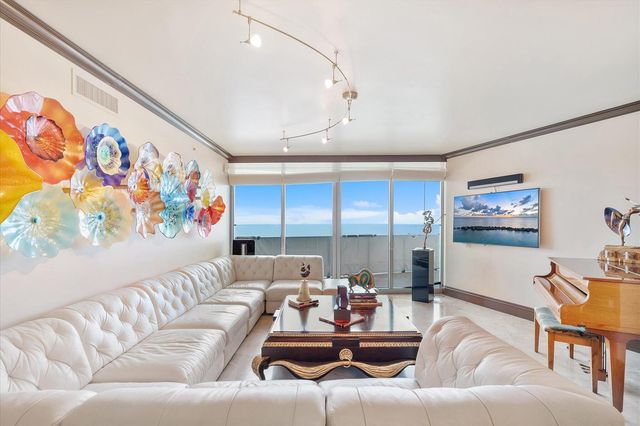 3101 S Ocean Drive 2707, Hollywood, FL 33019
