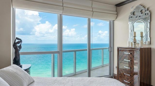 3101 S Ocean Drive 2707, Hollywood, FL 33019