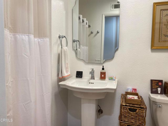 25222 Village 25, Camarillo, CA 93012