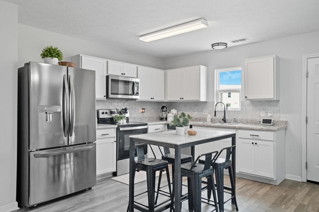 310 Genoa Road, Commercial Point, OH 43116