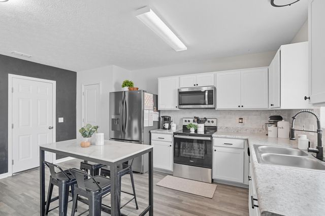 310 Genoa Road, Commercial Point, OH 43116