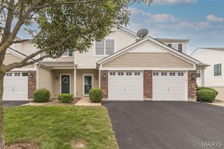 4934 Heritage Heights Circle, Hazelwood, MO 63042