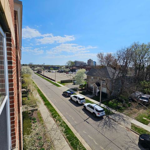 90 Clinton Street, Mt Clemens, MI 48043