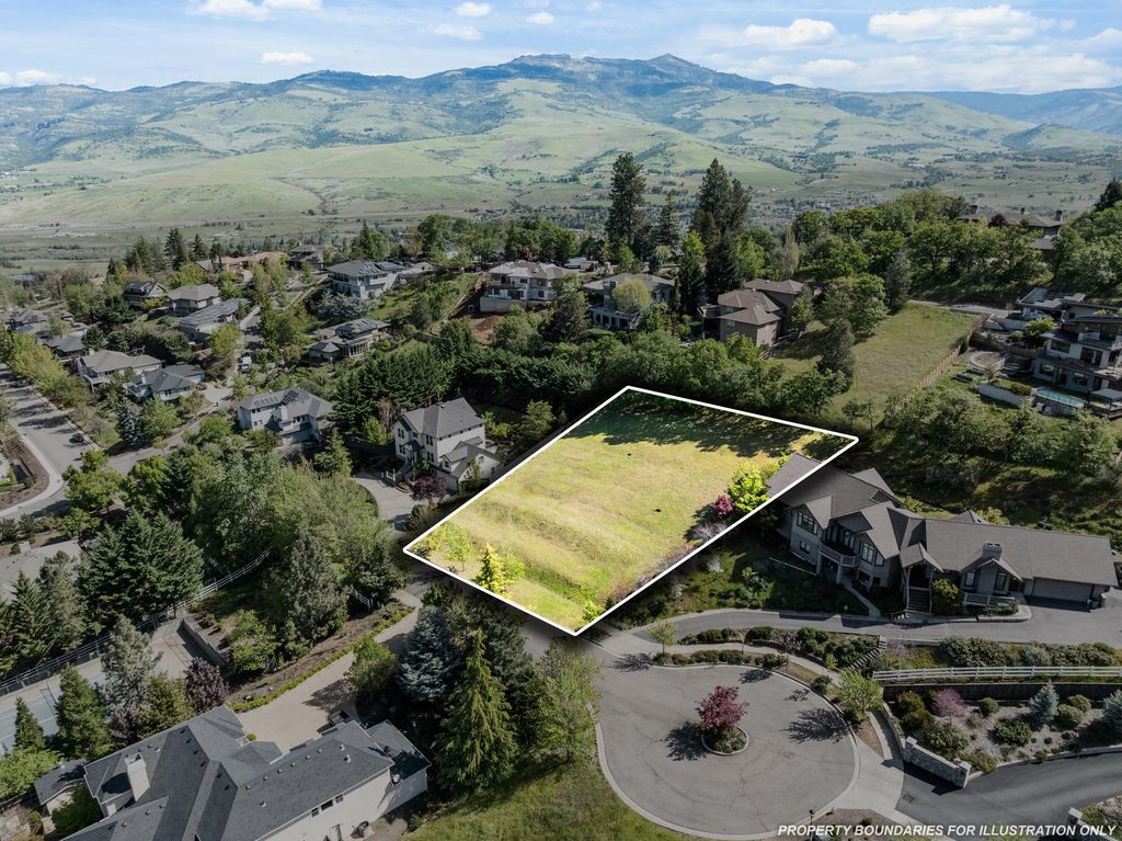 168 Sunnyview Street, Ashland, OR 97520