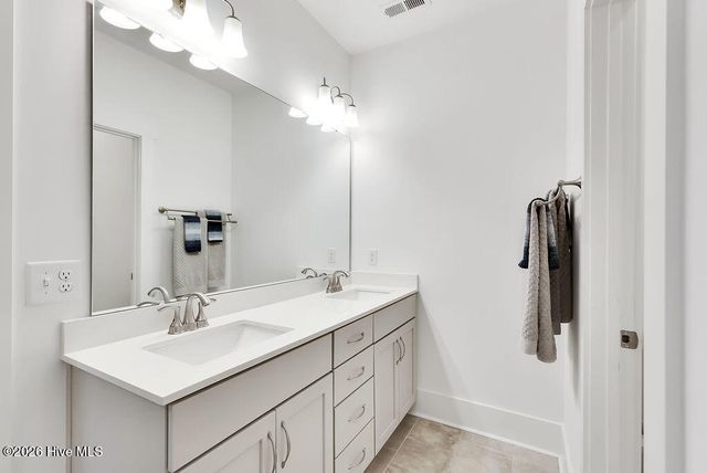 166 Kerr Landing Drive, Castle Hayne, NC 28429