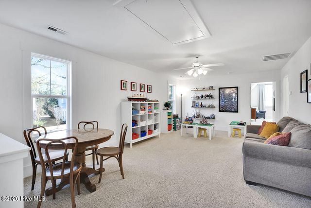 166 Kerr Landing Drive, Castle Hayne, NC 28429