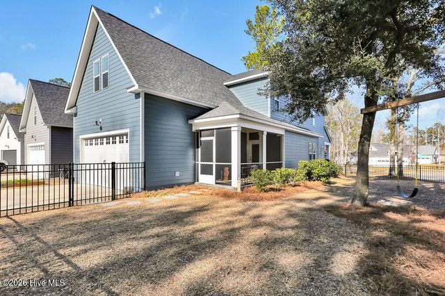 166 Kerr Landing Drive, Castle Hayne, NC 28429