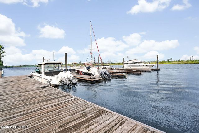 166 Kerr Landing Drive, Castle Hayne, NC 28429