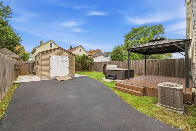 286 Newfield Street, Buffalo, NY 14207