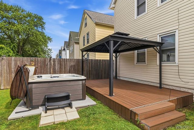 286 Newfield Street, Buffalo, NY 14207