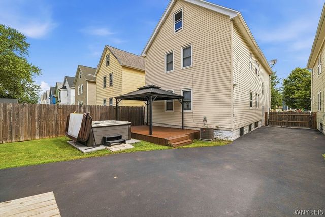 286 Newfield Street, Buffalo, NY 14207