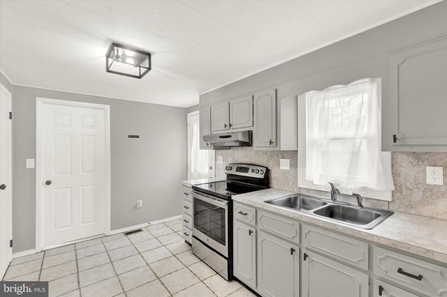 3220 ANTHONY HIGHWAY, Chambersburg, PA 17202