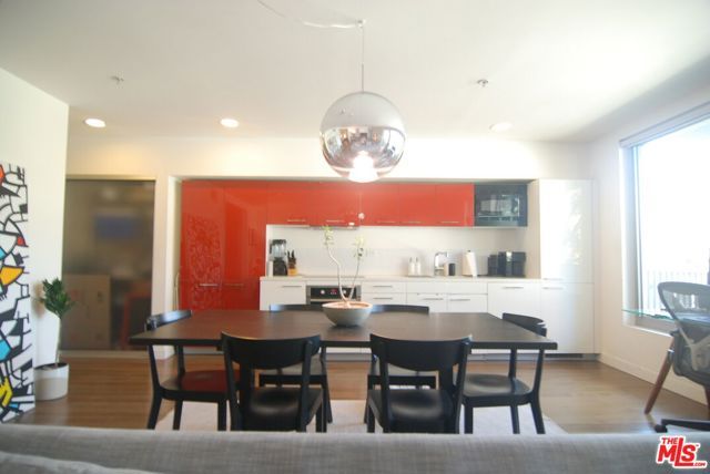 901 S Flower Street 505, Los Angeles, CA 90015