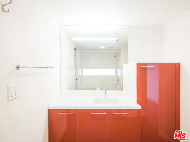 901 S Flower Street 505, Los Angeles, CA 90015