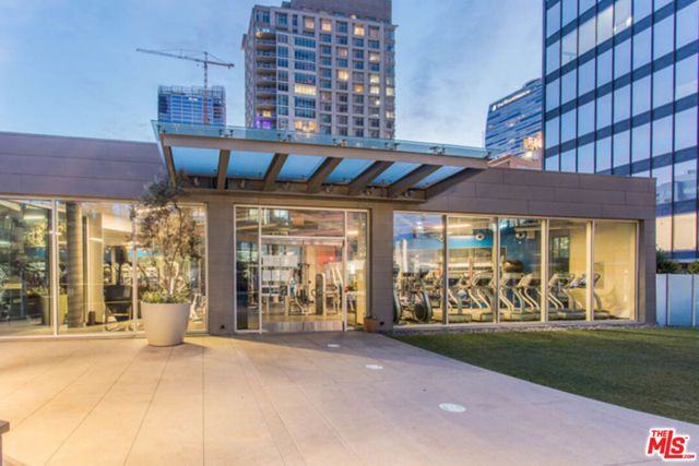 901 S Flower Street 505, Los Angeles, CA 90015