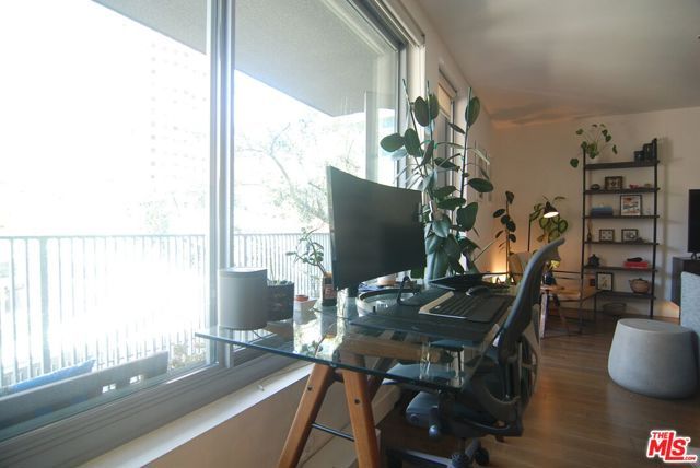 901 S Flower Street 505, Los Angeles, CA 90015