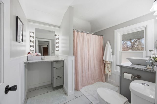 1311 5th Street S, Fargo, ND 58103