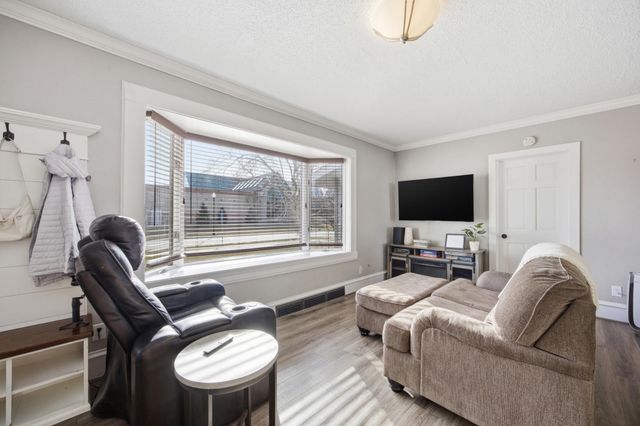 1311 5th Street S, Fargo, ND 58103