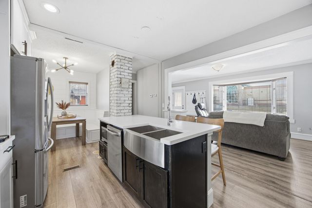 1311 5th Street S, Fargo, ND 58103