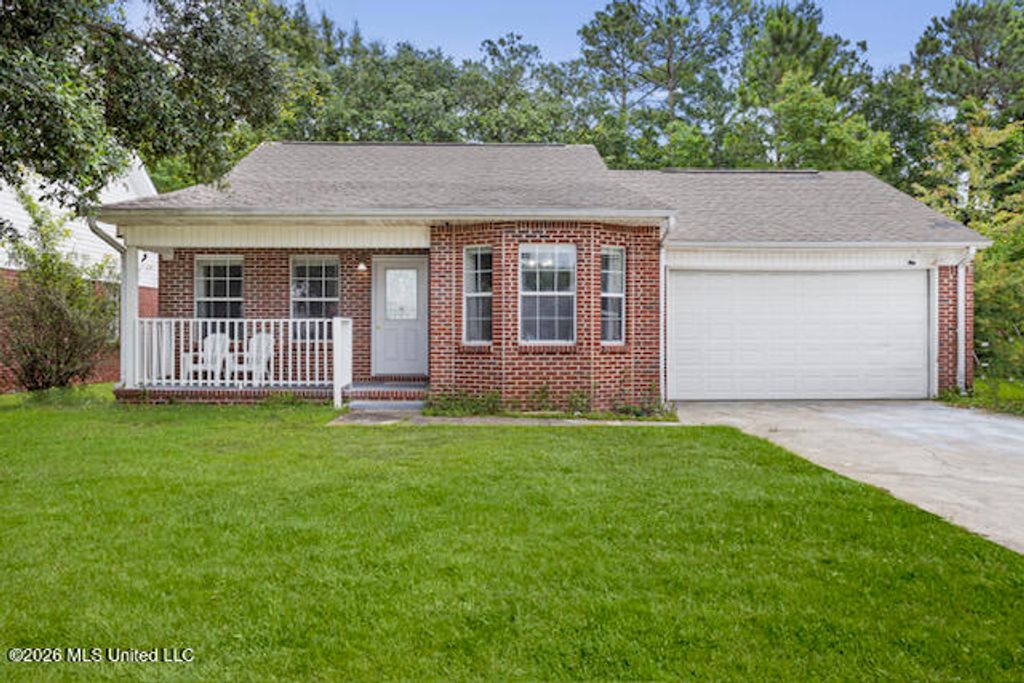 322 Lorraine Avenue, Pass Christian, MS 39571