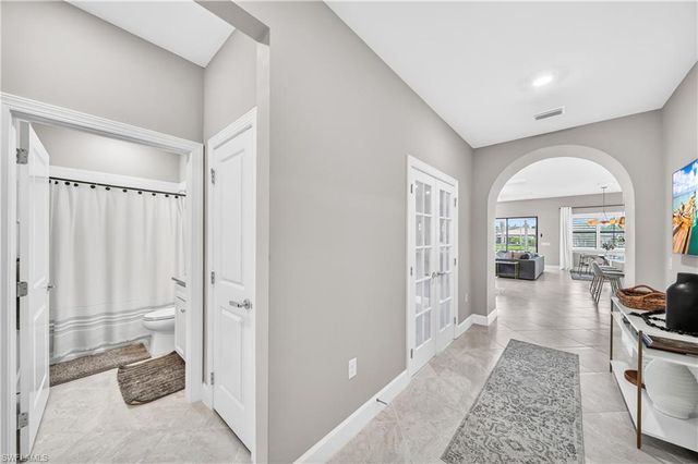 19649 Aqua View LN, Estero, FL 33913
