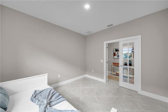 19649 Aqua View LN, Estero, FL 33913