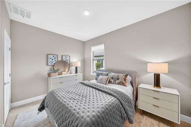 19649 Aqua View LN, Estero, FL 33913