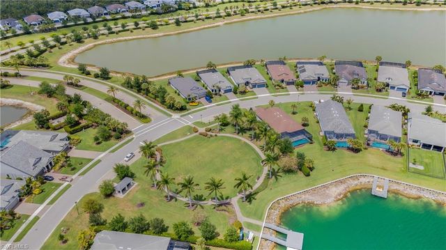 19649 Aqua View LN, Estero, FL 33913