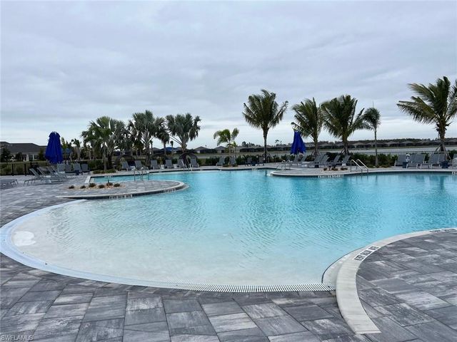 19649 Aqua View LN, Estero, FL 33913