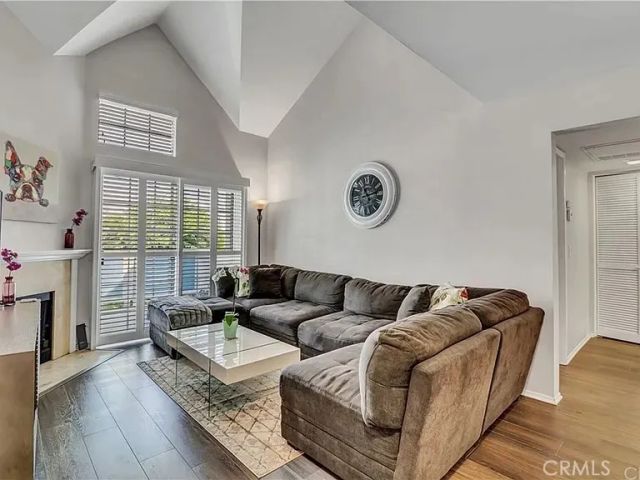 1200 Gaviota Avenue Avenue 305, Long Beach, CA 90813
