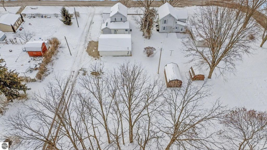 Image 18 of property listing at 326 W Emerson Street, Ithaca, MI 48847