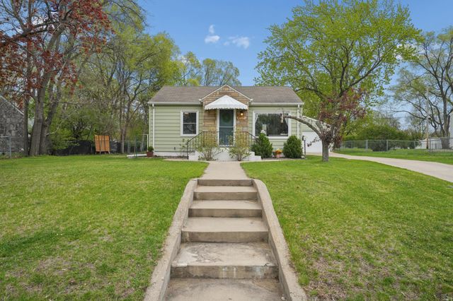 4717 2nd Street NE, Fridley, MN 55421