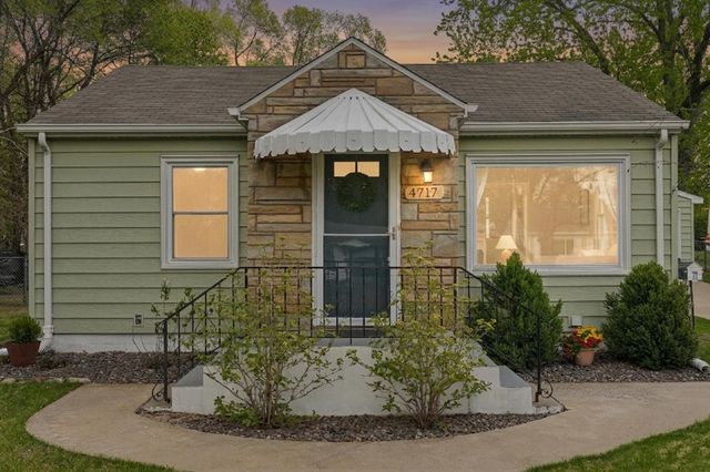 4717 2nd Street NE, Fridley, MN 55421