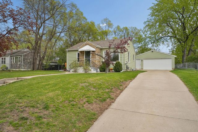 4717 2nd Street NE, Fridley, MN 55421