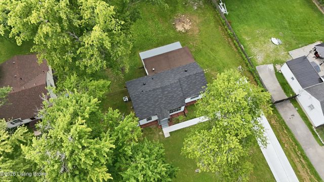 7712 3rd Street Rd, Louisville, KY 40214