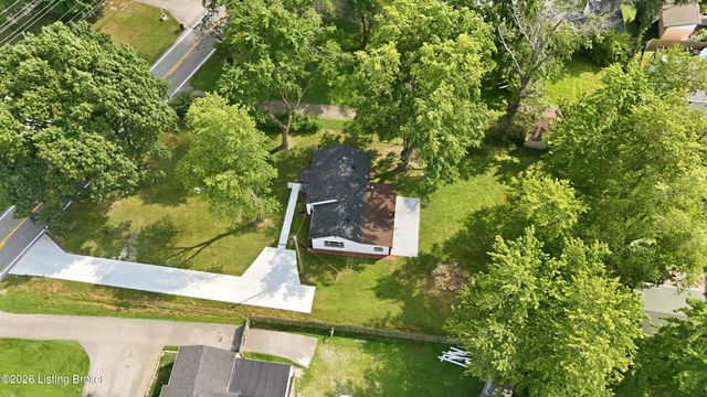 7712 3rd Street Rd, Louisville, KY 40214