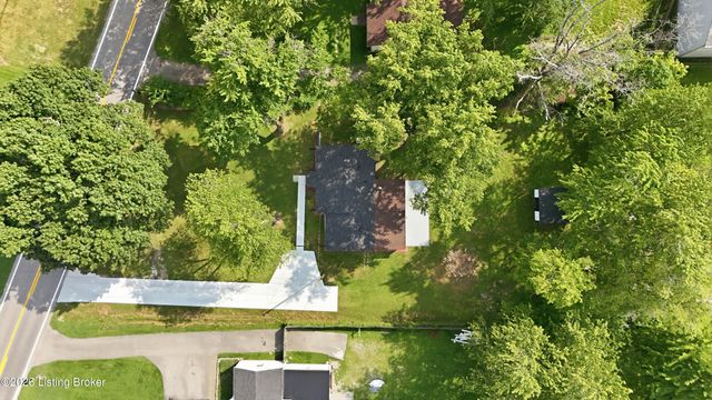 7712 3rd Street Rd, Louisville, KY 40214